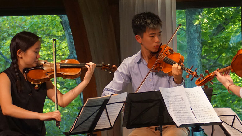 Apply now for the chamber music programs on Madeline Island